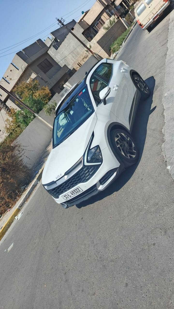 السلام عليكم للبيع كيا سبورتج ٢٠٢٤ خليجي فول موصفات بانورما بصمه كشنات كهرباء تتفئه بلكشنات صندوك كهرباء هندبريك بصمه تبريد قطعتين مري شفط مكينه٢٠٠دوش وبعد بيه هواي موصفات السباره مكفوله من الصبغ وتبديل ولبارد بصه طخه بصيط باب الخلفي عكس السائق على وظعه كير مكينه حداديه مكفوله وعلى وظع الشركه السياره ماشيه٣٧ الف السعر١٩٧ وبيه مجال للستفسار***********

