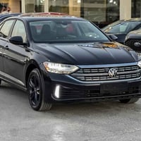 جيتا موديل 2024 SE ماشية 25000 ميل فل مواصفات ما عدا السلايد مواصفات ك...