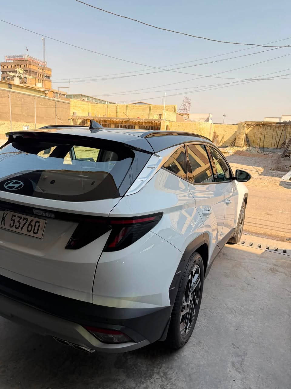 توسان موديل2026خليجي ماشيه3000 موصفات كشنات مخمل تبريد وكهرباء  تو كلر تشغيل عن بعد جنطه كهرباء بردات خلفيه رقم بغداد باسمي ***********
