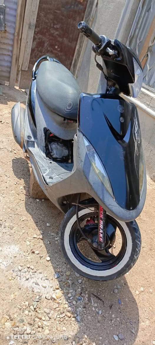 دراجه مكفوله ما مفتوحه رمبه السعر 850قفل العنوان ابو الخصيب العوجه الا دك علي وظل تمتمت شراي راسلني واستاب وتدلل ***********
