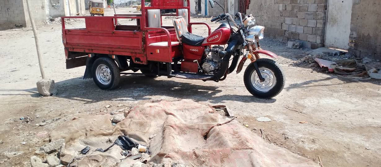 السلام عليكم 
ستوته سلطان 2018 اوراق باسمي الوكيل في شارع بغداد  
ستوته نضيفه شاصي مكفؤل كهربائيات شغاله 
السعر : مليونين وبيه مجال للشراي 
العنوان العمارة ابو رمانه قرب الملعب 
للاستفسار الاتصال ***********واتساب ماسنجر

