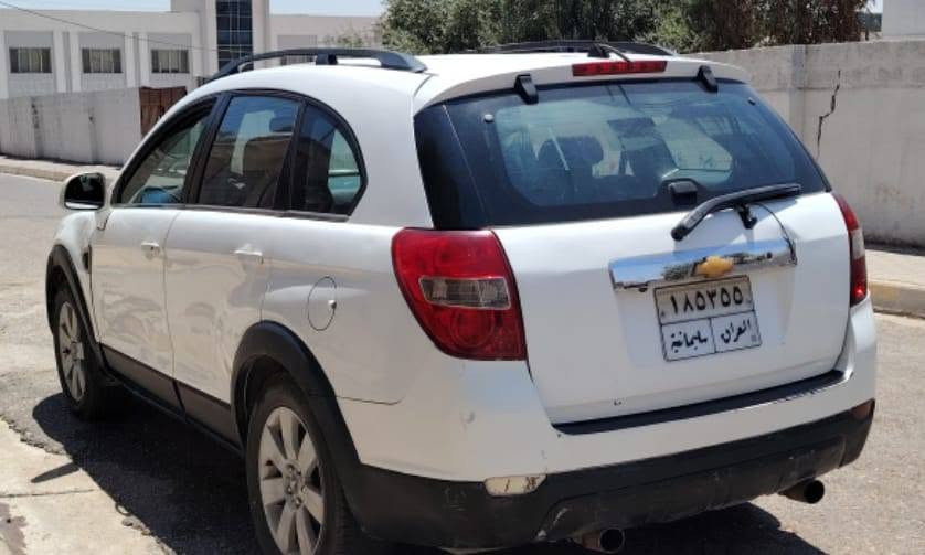 السلام عليكم
شةفر للبيع٢٠٠٨ شرط التحول والغرامات 
سيارة جاهزة تبريد ثلج
سعر٧٥ وبيها مجال
***********
