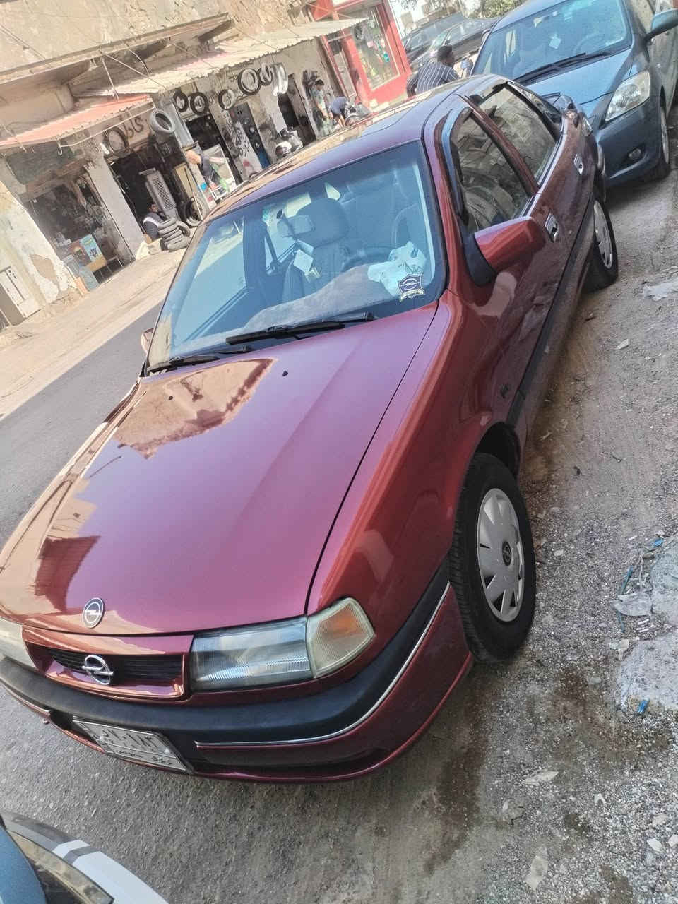 من رخصت ادمن
سياره اوبل فكترا موديل ١٩٩٢ رقم كركوك صبغ عام للجماليه بس فقط تبديل بدنه كير اوتماتيك مكينه 20  اطارات جديده باتري جديد صدر جديد وشرط التحويل السعر 55 ورقه وبي مجال قليل ***********
