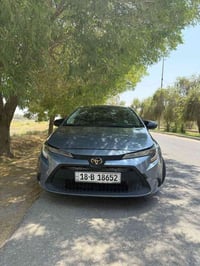 TOYOTA COROLLA فئه.  LE  موديل 2024  امريكي   داخل اسود  حجم المحرك 20...