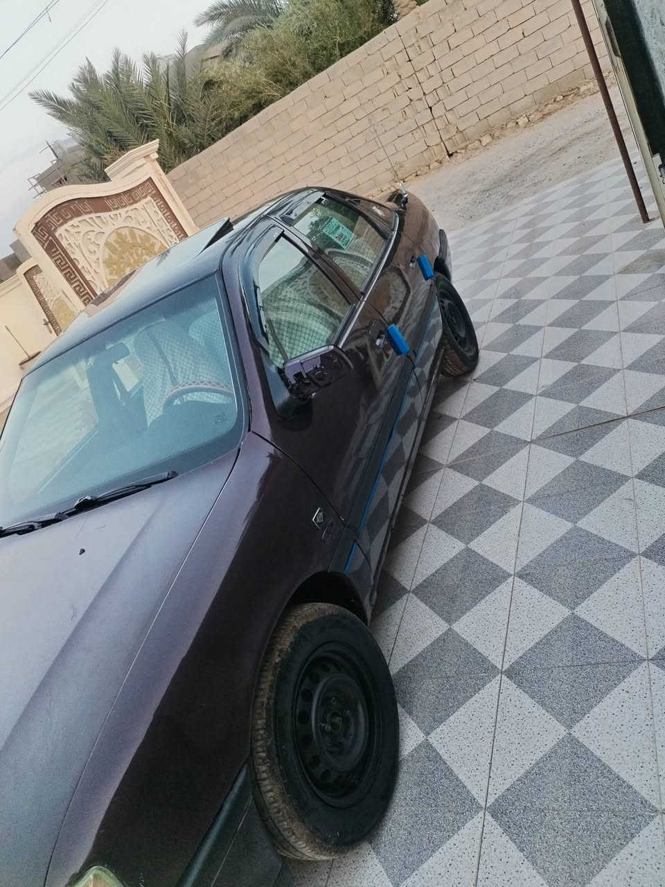 ياالله سلام عليكم اوبل فكتره للبيع. موديل 1992 محرك 20. سياره مال جناي متعوب عليهه سياره شرط احله من الصور متعوب عليهه مسجل شغال  كهربأيات كله شغاله اخوان سياره مناقصهه كلشي رقم بغداد. شرط التحويل ثاني يوم. سنويه عضم عاج سبير بيهه سياره خير من الله صبق جماليه فقط كفاله من ضربه او خويس. كير محرك بشرط فتحه سلايت *********** المكان الرمادي. #السعر34 وبيهه مجال وبل خير للياخذهه
