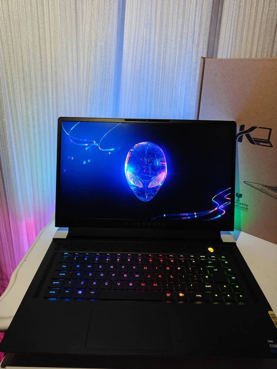 🔥 Alienware x15 R2 – الأداء الخارق والتصميم المستقبلي (Lunar Light)! 🔥

​💻 المواصفات التقنية:
​🧠 المعالج (CPU): Intel® Core™ i9-12900H (الجيل الثاني عشر، 14 نواة، تردد يصل إلى 5.0 GHz لأعلى مستويات المعالجة)

​🎮 كرت الشاشة (GPU): NVIDIA® GeForce RTX™ 3080 Ti (بسعة 16GB GDDR6 VRAM بقدرة تصل إلى 140W TGP، ذاكرة ضخمة وقوة تشغيل جبارة لأقوى الألعاب والتصاميم)

​⚡ الرام (RAM): 32GB LPDDR5 (ذاكرة فائقة السرعة للتعامل مع أثقل البرامج والتطبيقات بمرونة عالية)

​💾 التخزين (Storage): 1TB NVMe M.2 SSD (مساحة واسعة وسرعة استجابة خاطفة لنقل البيانات والتخزين)

​🖥️ الشاشة (Display): 15.6 بوصة QHD (2K) بتردد خيالي 240Hz (تفاصيل دقيقة جداً وسلاسة مطلقة في الحركة والألعاب)

​❄️ التبريد: نظام Alienware Cryo-Tech™ المحترف مع تقنية التبريد بالسائل (Liquid Metal) لأداء ثابت واستقرار حراري ممتاز

​✨ حالة الجهاز: مستعمل بحالة الزيروو ونظيف جداً (بەکارهاتووی خاوێن و بێ کێشە)، مثالي جداً للألعاب الثقيلة، صناعة المحتوى، الرندر 3D، وبرامج التصميم الهندسي.

​📞 للتواصل (واتساب أو اتصال): ***********

​📍 العنوان: كركوك – بنجا علي (کەرکوک – پەنجا عەلی)

​🏢 شركة خوبيب للابتوبات (Laptop Khubaib)
