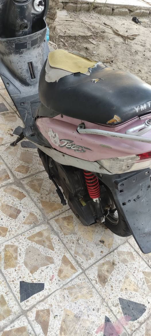 سلام عليكم ماكس منغولي للبيع كامله كلهه شغاله سلف نكره هندر نص دكه مانقصه شي شغل وطلع مال جناي سعر 375 مكاني ناصريه مركز رقم ***********
