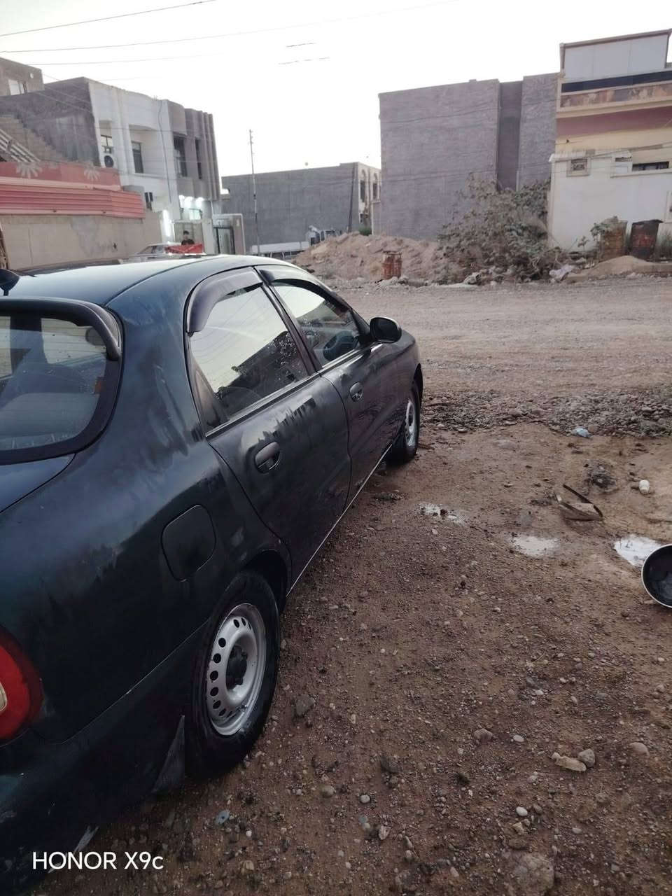 سلام عليكم
دايو لانسو صلاح الدين بسمي موديل ٢٠٠١ للبيع بسعر مناسب 
اشعندك سيارة للبيع او مروس اعرضه الرزق على الله
***********
