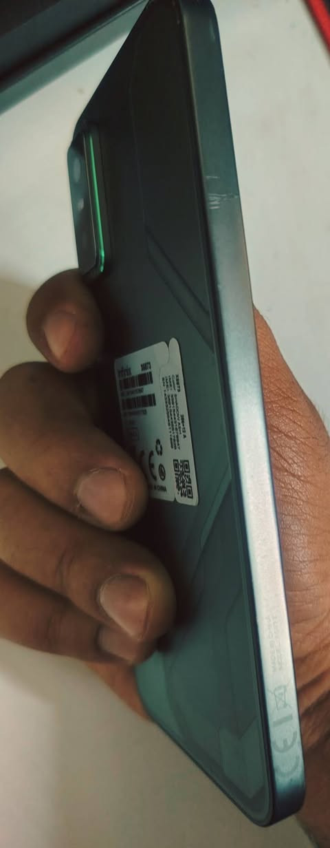 انفنيكس جي تي 30 برو    infinix Gt 30 pro
وحش الألعاب
ذاكرة 256
عشوائية 12+6
بطارية 5500
ففط بي فطر بالشاصي مثل ما موضح ..بالشاصي وليس الشاشة..
بدون ملحقات
السعر 280 وبي مجال بسيط
مكاني بغداد 
***********
