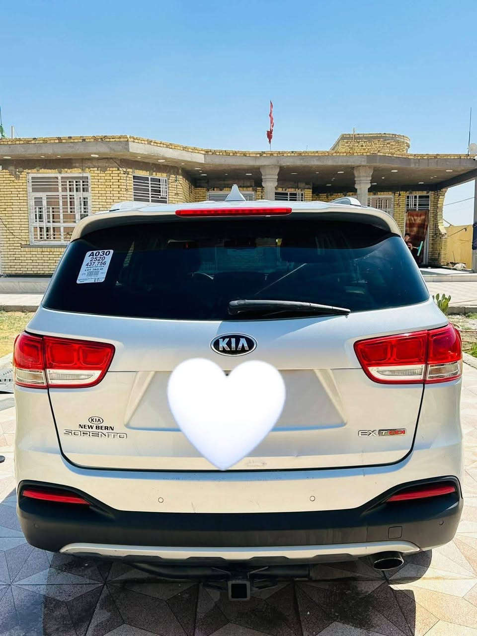 سلام عليكم
سورنتوا للبيع مديل ٢٠١٦ مكينة تيربو 4سلندر إشارة مري كشنات كهربائي مواصفات الباقية معروفة كير مكينة حدادية خير من الله 
دواخل جلد رقم ذي قار الضرر كما موضح بالصورة السعر 145قابل للتفاوض للاتصال على الرقم*********** 
مكان السيارة شطرة
