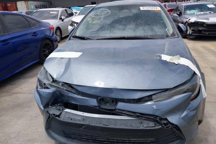 كورلا وارد امريكي معوقين رقم بابل باسم والدتي بعد ٣ سنوات وتصير حرة ماشية 37 الف حادث موضح بالصور بارد بالبنيد وسحب الحوض وبالعراق بيها ضربة بالباب بدون تصليح  السعر ١٤٠ للاتصال ***********
