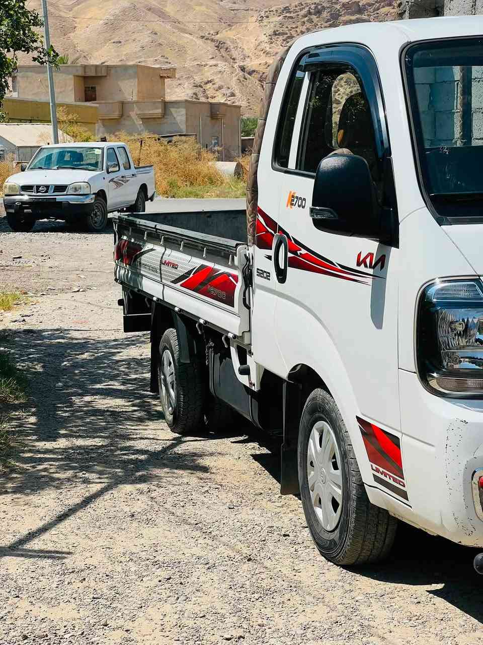 السلام عليكم كيه للبيع موديل 21 رقم صلاح الدين شرط التحويل سنويه لل 31 مكفوله كفاله عامه شرط عل وضع الشركه كير محرك اكسل كلهن وضع شركه ماممدود عليها صبانه شاصي شرط ماشايله حمل تايرات وصدر جدد تبريد ثلج السياره ماناقصها كلشي كلها شركه السعر 135 وبيها مجال شي قليل مكان السياره قريه المسحگ الشراي يتصل ***********
