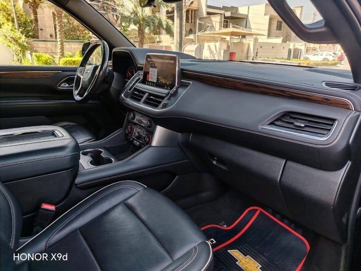 سيارة شوفرليت سوبربان
( برمير ) 
موديل 2021 سوداء اللون
السعر  37,000$ 
 
رقم السيارة بغداد
رقم الهاتف  ***********​
اكو صورة تكدر اتلاحض من خلالها الفرق بين السوبربان والتاهو من ناحية الارتفاع عن الاض 
وطول الابواب الخلفية 
والمساحة في الصندوق الخلفي

نص مكتوب في الصور:
- HONOR X9d