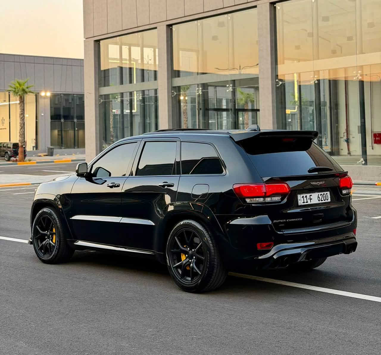 تراك🦅 هوك 
موديل 2021
مغلف كامل PPF
السيارة عليهة تزويد اكثر من 800HP
السيارة كندية ظمان داخلة صفر كيلو متر
للاستفسار واتساب او ☎️***********
للبيع فقط
موقع السيارة اربيل

