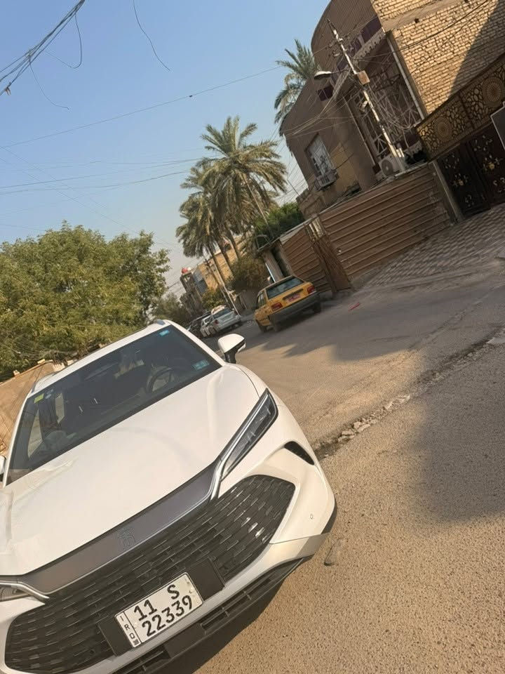 سونك ال ١٣ كاميرا بطارية ١٢٠ ماشية ١٣،٥٠٠ الحساس مال دعامية نكسرت فيشه مالته ف بريك الطوارئ وكف عندي بس لازم حساس جديد يتبدل  حطيت صورتة 
السعر ٢٩ ونص
***********
