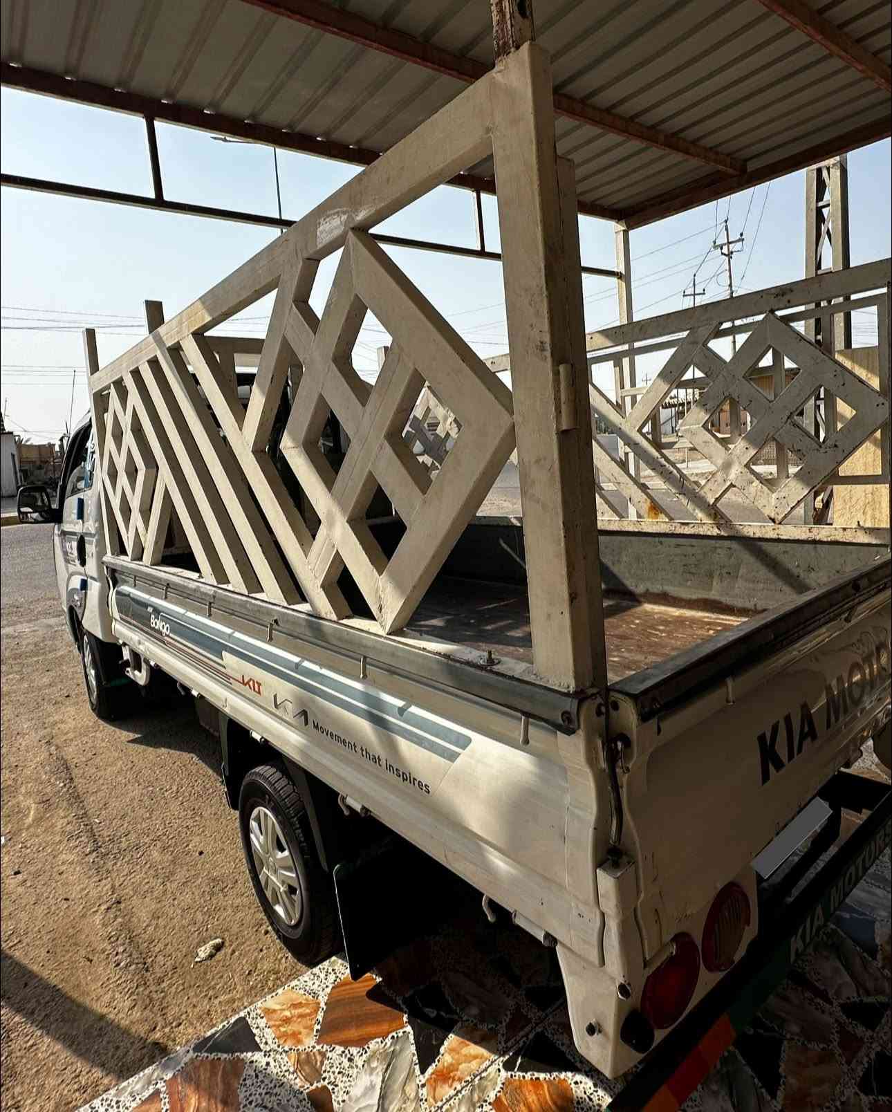 كيه حمل موديل 16
محرك 2.700
كفاله 
السعر 107 بيه مجال 
***********
