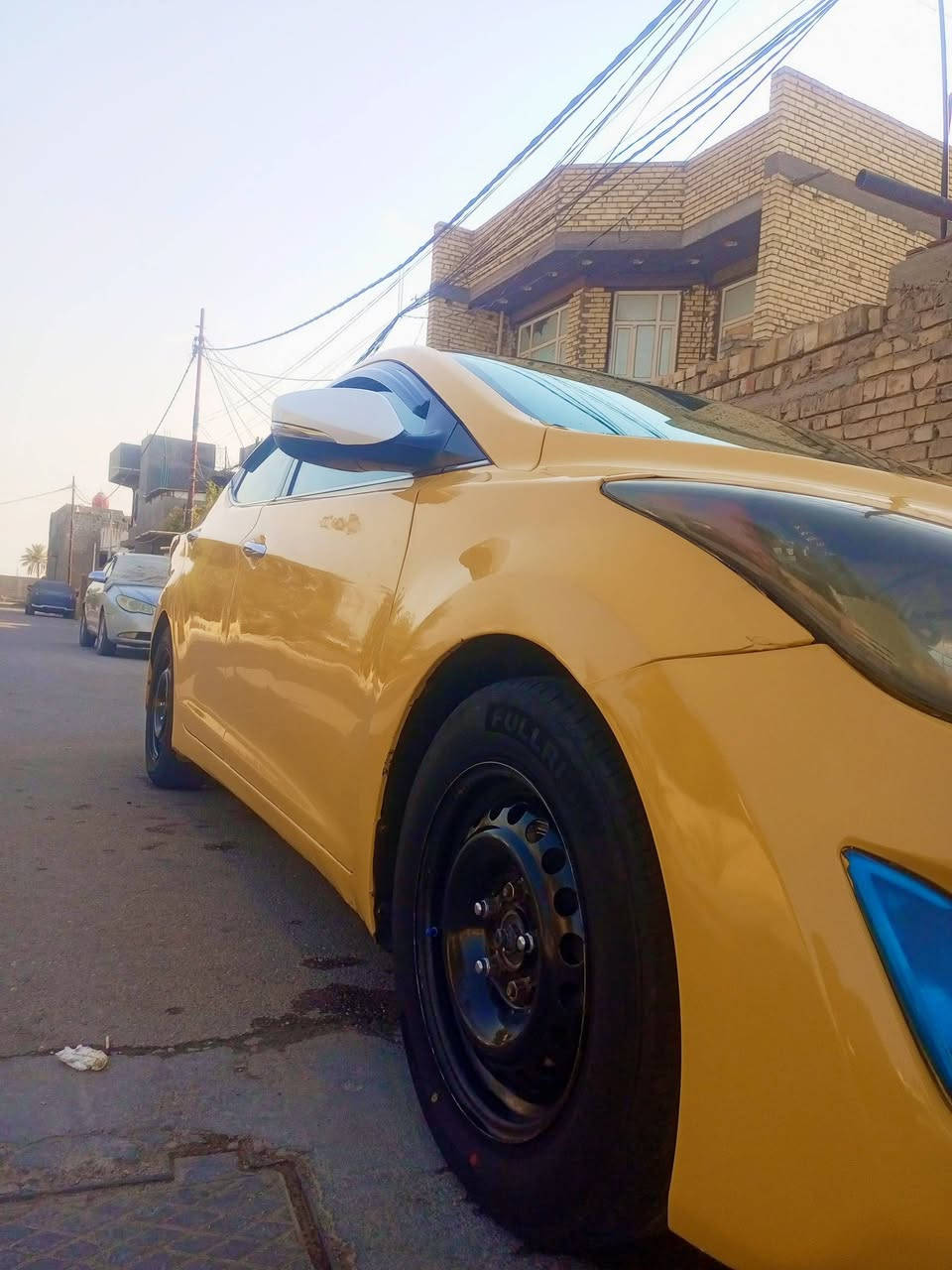 ألنترا 2015 Limited 
السلام عليكم 
كامل مواصفات 
بصمة..فتحة.. تحكم أستيرن
كشن جلد كهربائي..أشارة مري جانبية 
رقم بغداد الموحد بأسمي تحويل مباشر 
السيارة وارد أمريكي حادثها خشم البنيد ومصلح ع البارد بدون تبديل ولا دواخل 
تخم تاير جديد 
باتري جديد 
منظومة زنون عالي وناصي جديدة 
تبريد خير من الله 
مكينه كفالة من تبخير وتنقيص 
كير خير من الله 
عمل أدامة لمنظومة البانزين كاملة قبل كم يوم 
#السعر 112 وبيها مجال بسيط 
رقم الهاتف 
***********
*********** 
موجود واتساب ع الرقمين 
مكان السياره بغداد المحمودية
