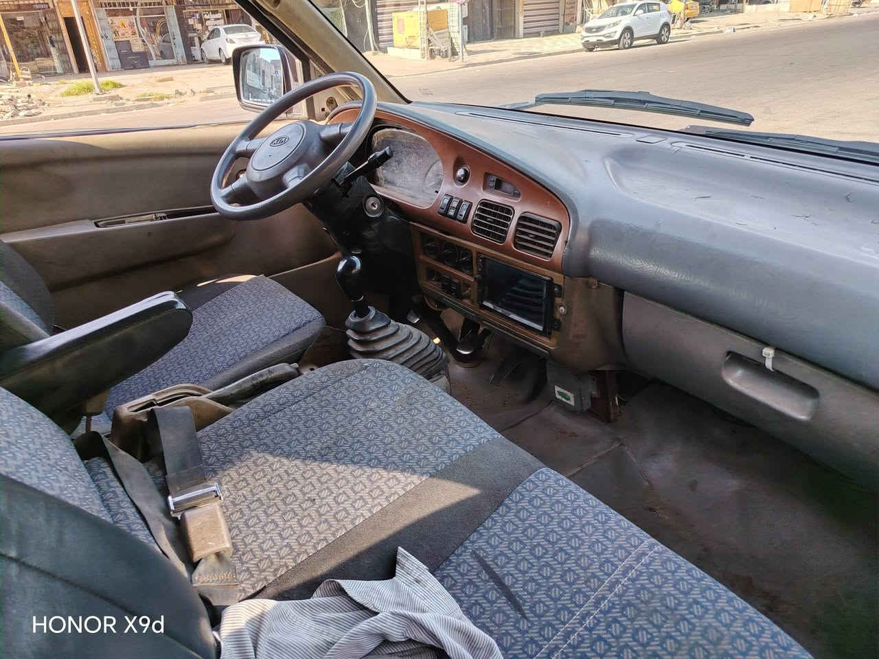 السلام عليكم بريجو شبوط للبيع موديل 2000 مكينه كير اكسل خير من الله سياره جاهزه لشغل كشنات تخم مال ستاركس جدديد تخم تاير ويل كب البدي شوف العين 65 وبيها مجال مكان السياره بغداد حي العامل للاستفسار أكثر الاتصال ***********
