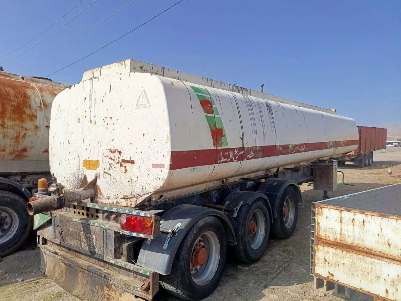 تانكر • صاف • علوج