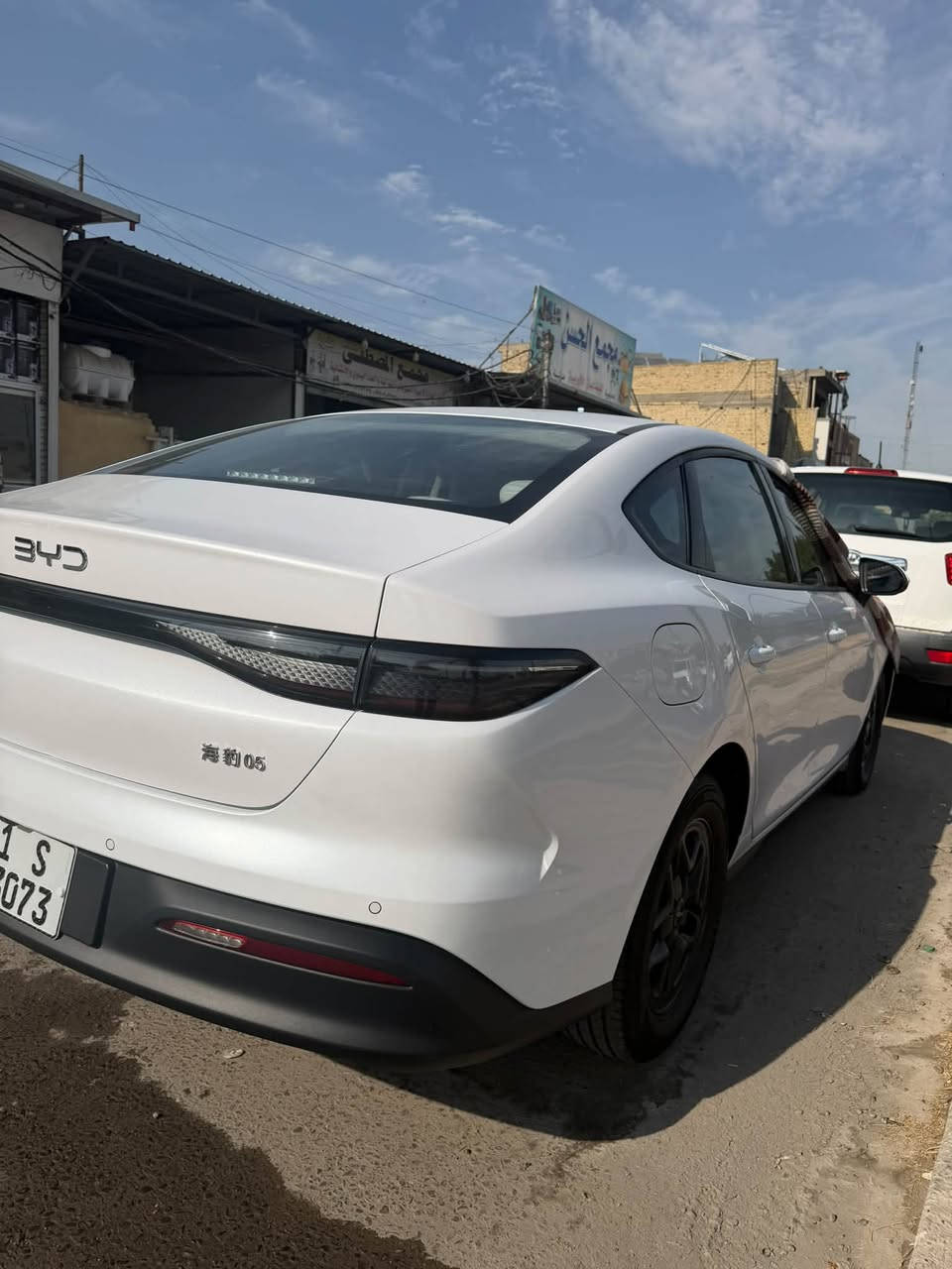 بي واي دي سيل فايف 2025
مكفوله كفاله عامه 

السياره اخت الزيرووو

ماشيه 4 الف 

السعر 21500 مليون

المكان بغداد 

داخل ابيض 🤍

الرقم***********
