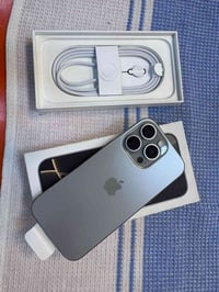 Iphone 16 pro max 256 ايفون 16 برو ماكس ذاكرة 256  اقرة تفاصيل الجهاز ...