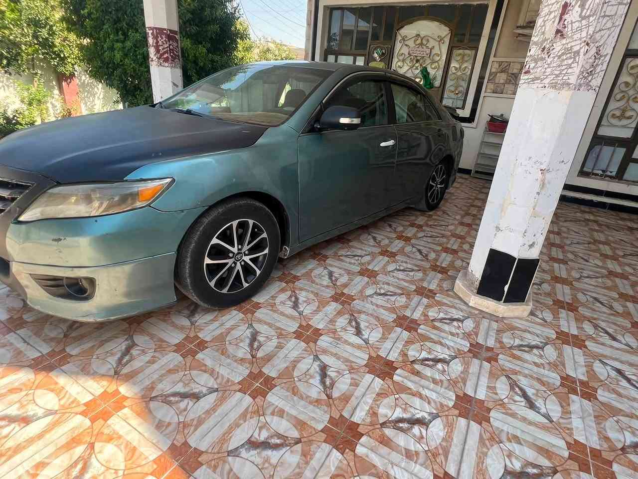 كامري 2008  سياره بسمي مصبوغ عام   سبب جراد كير مكينه شادهن جديد مال حاويه  فول مواصفات عده البصمه تبريد واكف الكلج مال اكمبريسر وبعد ماسويته العام شديت مضومه جديده وبيها منضومه غاز سعرها 95  مكانها بغداد بقاطع النهروان واذا اكو مراوس تكسي النترا مضلع  ***********
