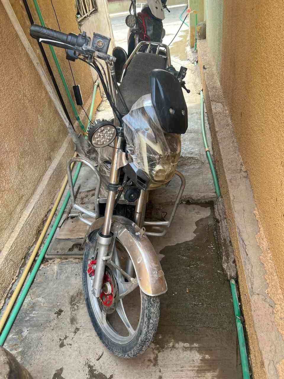 شحن • بطاريات • نضيف