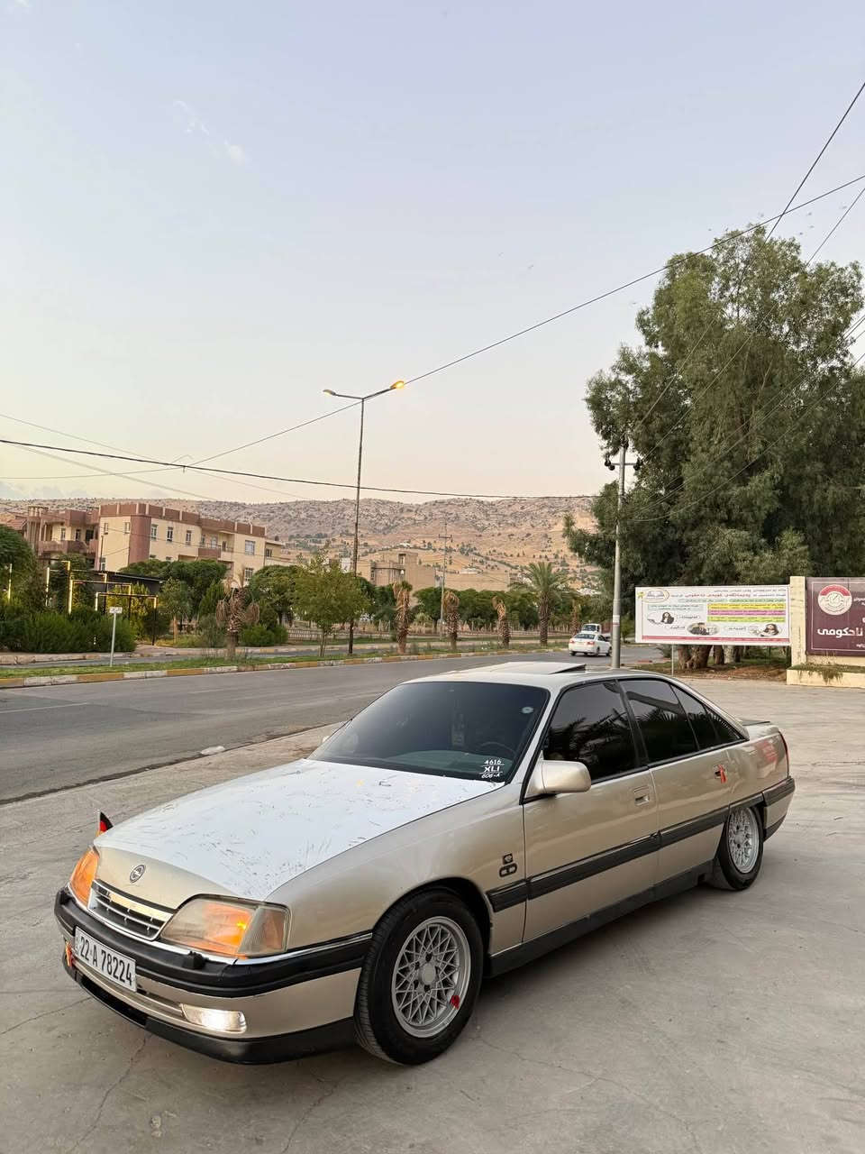 ماشاالله لە ماڵی هەموو لایەک
بەناوی خوای گەورە و مهیرەبان ♥️
ئۆپڵ ئۆمیگا 1992بۆفرۆشتن 
مەکینە 20 بیلادە 
سەنەوی تازەیە تا 2031بەناوی خۆمانە هەزەو ژینگەو ڕێگەو بانیشی هەمووی تازەیە ڕەقەم هەولێرە 
تەحویل و خرامە بەشەرت 
کاملل کورە کراوە لەسەر ساخەی بەبێ داعمو لێدراو 
داعمو لێدراو موس و بڕاوە بەشەرت 
یەک قەترە خایسی بە ژێریەوە نییە هەی بوو 300$ دۆلار ببڕە هەموو قەلبی بەشەرت
قەپ و قۆپیشی نییە 
سلایت کارەبایە  
دوو جام کارەبایە 
قوفڵ مەرکەزیە 
ناو ڕەشە لۆک لۆکە 
ناو و دەرەوەی وەک شەریکە ماوەتەوە 
چوار ویل و تایەی لۆکی لە ژێر دایە 
سەیارەکە هەتا بڵێی خاوێن ماوەتەوە   سفرە سفر قەترە چەوریەکی بە ژێریەوە نییە 
سەیارەکە هەتا سەیری نەکەی دیار نیە
لە هەموو گیانی بێمنەتم بەشەرتی دەفرۆشم 
سەیارەکە لە رەسمەکانە جوانتر نەبوو 
مەیبە هەقی ڕێت دەدەمەوە
داعمو لێدراوی بەشەرت  
گێرو مەکینە بەشەرت
ئەکسلی بەشەرت 
کاملل سێرڤز و مەسرەف کراوە 
چرکەو 200$ببڕە چرکەی تیا نیە 
تەقەو رەقەی بەشەرت هەموو گیانی بە شەرت 
دەعامی لۆ دەعامی بەشەرت 
نمونەیە لە جوانی ماشاالله 
بۆ زانیاری زیاتر پەیوەندی بکە لە خزمەت دام شوێن کۆیە 
*********** 🪬🇩🇪ڤایبەر و وەتس ئاپیشی لەسەرە كويسينجاك, أربيل
