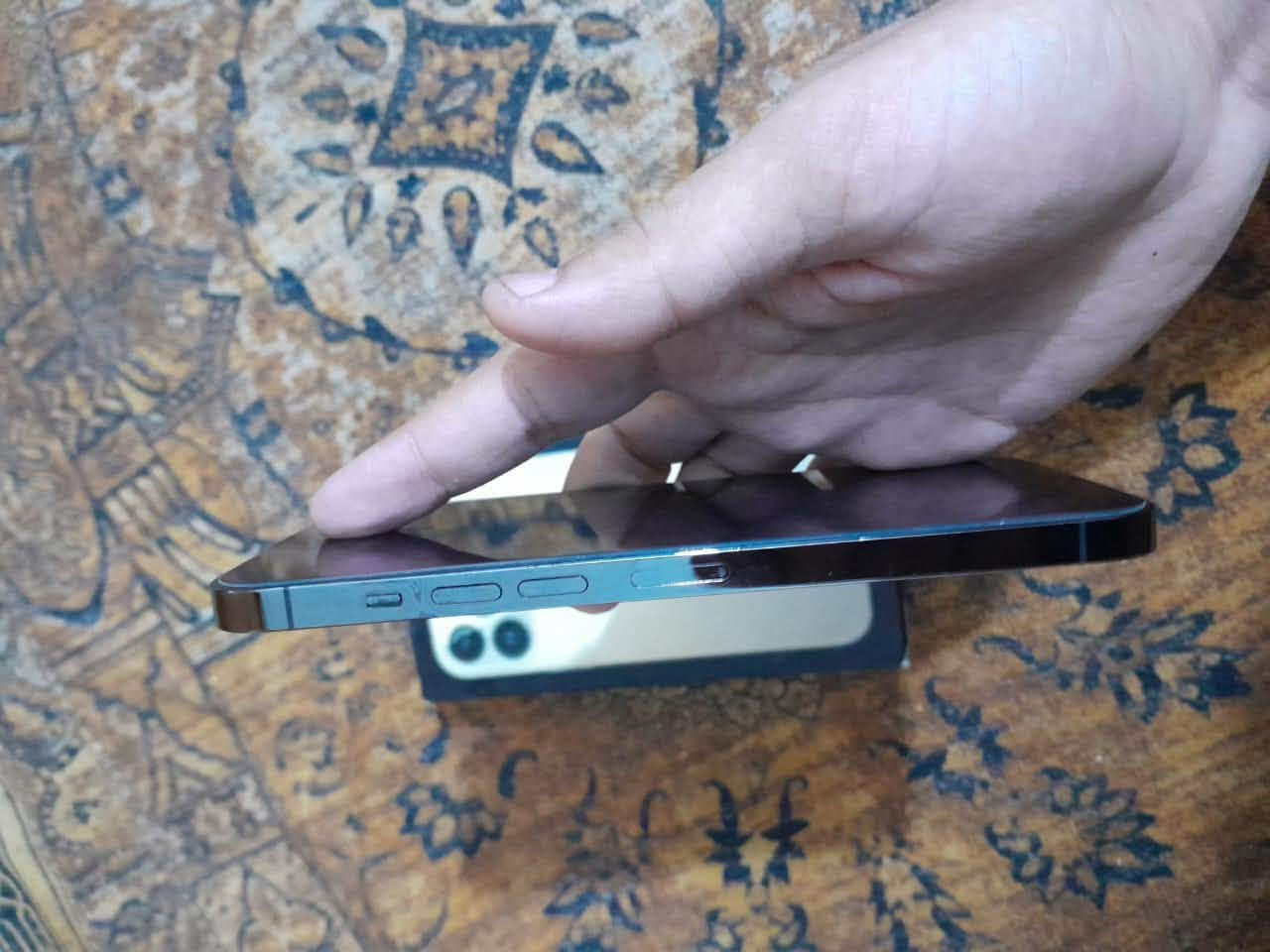 آيفون ١٣ برو ماكس • ٢٥٦ • بطارية ٩٠٪