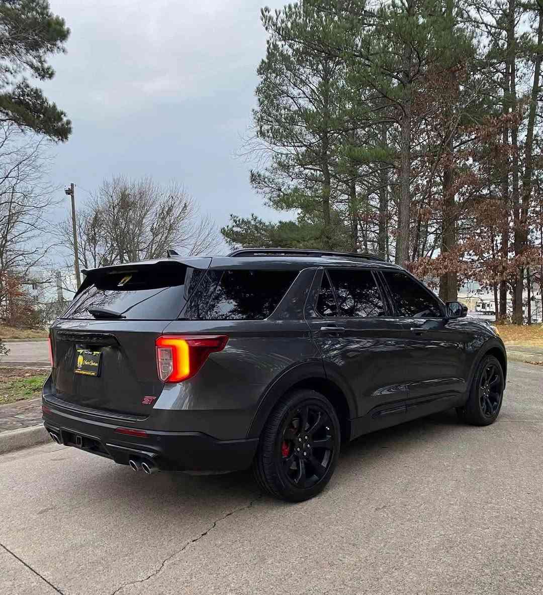 𝐅𝐎𝐑𝐃 𝐄𝐗𝐏𝐋𝐎𝐑𝐄𝐑 (𝐒𝐓) 𝐕𝟔 🔥🔥( 2020)🚀🚀

فورد اكسبلور 🔥ST 🔥V6 🚀2020🚀

السعر:  238 $ مجال بسيط

اللون : نفتى

عداد المسافة :

1fm5k8gc8lga36945رقم شانصى 

حجم محرك : 3.0L V6 Tuin-Turbo 

(🐎400.Horsepower)

ملاحظة السيارة ✅ فقد جملغ صبغ مكفول كفالة عامة ✅

مواصفات : 𝐒𝐓

فــــول فــــول مــــواصفــــات 1/1

فتحة سقف بانورما

دةبل اكسل 𝟒𝐖𝐃

كیــــج الكــــترونــــي

‏‎ابــــواب بصمة

‏‎بصمة تشــــغــــيل 

تشغيل عن بعد (𝐑𝐄𝐌𝐎𝐓𝐄 𝐒𝐓𝐀𝐑𝐓)

مرية شفط كهربائي 

سندوق شفط كهربائي 

‏‎شــــاشــــة كبير لـــمس

كــــاميـــرا °360 

كــــاميـــرا امامي

كــــاميـــرا جانبي

كــــاميـــرا خلفي

هاند بريك بصمة

اوتو هولد : 𝐀𝐔𝐓𝐎 𝐇𝐎𝐋𝐃

اوتو ستارات : 𝐀𝐔𝐓𝐎 𝐒𝐓𝐀𝐑𝐃

اوتو ستارات : 𝐀𝐔𝐓𝐎 𝐒𝐓𝐎𝐏

رادار  °360 

رادار امامي (تحديد مسار)

‏‎رادار جانبي (نقاط عمياء)

‏‎رادار خلفي (التحذير من الاصطدام)

حساسات  °360 

‏‎حساسات امامي

‏‎حساسات جانبي 

حساسات خلفي

نظام : 𝐄𝐂𝐎

نظام : 𝐍𝐎𝐑𝐌𝐀𝐋

نظام : 𝐒𝐏𝐎𝐑𝐓

نظام : 𝐓𝐎𝐖/𝐇𝐀𝐔𝐋

نظام : 𝐒𝐋𝐈𝐏𝐏𝐄𝐑𝐘

مانع انزلاق+𝐀𝐁𝐒

كشنات _𝐕𝐢𝐩

كشنات مساج

كشنات جلد

كشنات كهربائي

كشنات خزن

كشنات تبريد

كشنات تدفئة

استيرن تدفئة

شفتات استيرن

استيرن كهربائي 

استيرن خزن

تبريد لمس

تبريد مركزي

لايتات 𝐋𝐄𝐃 ليد وعدسة زينون بيلادي

بلوجكترات 𝐋𝐄𝐃 ليد زينون بيلادي

بكلايتات 𝐋𝐄𝐃 ليد بيلادي

ويل كروم 

بعد هواي مواصفات …

تفاصيل اكثر الاتصال علی ارقام التاليه

WhatsApp-Viber

☎️***********

☎️***********

‏‎عنوان📍اربيل 

🚀🚀 فۆرد ئێکسپلۆرەر ST مۆدێل 2020🔥🔥

(Ford Explorer ST 2020 🚀)

​سەیارەیەکی ناوازە و بێ وێنە بۆ فرۆشتن 💥✨

1fm5k8gc8lga36945

​🔹 تایبەتمەندییە سەرەکییەکان:

🚀 مۆدێل: 2020

🐎 بزوێنەر: 3.0L V6 Twin-Turbo بە هێزی 400 ئەسپ بەتین

⚙️ سیستەمی جووڵە: دەبڵ ئەکسل (4WD / AWD)

🛣️ ڕۆیشتوو: تەنها 

📍 تابلۆ: هةولير

​🔹 دۆخی لاشە و مەکینە:

✅ تەنها یەک چەمەلەغی بوياغة

🛡️ ئێرباگى سوكانى بە باشترین شێوە و بێ کێشە دانراوەتەوە

💯 گێڕ، مەکینە، ئەکسل و هەموو بەشە میکانیکییەکانی بە شەرتە و هیچ مەسرووفێکی تێدا نییە

​🔹 مواسەفات و دیزاینی ناوەوە:

🔥بسمة و شغال و بانوراما و كشن vip جلدو شاشة ايبادو دبل اكسل 4x4

👑 کوشینەکانی جلد VIP بە لۆگۆی تایبەتی ST

⚡ کوشینەکان کارەبایی، ساردکەر، گەرمکەر و خەزن (میمۆری)

💺 کوشینەکانی ڕیزی سێیەم تەواو کارەبایی بە دوگمە

🔥 سوکانی کارەبایی بە میمۆری، هیتەر و شفتات

🌈 ڕۆشنایی ناوەوەی 7 ڕەنگ (Ambient Lighting)

🖥️ کەیجی دیجیتاڵی تەواو شاشە

🎵 سیستەمی دەنگی بەناوبانگی پڕۆفشناڵ Bang & Olufsen 🔊

❄️ تبريد لەمس و تبريد مەرکەزی تەواو سەربەخۆ

​🔹 تەکنەلۆژیا و سەلامەتی:

📹 کامێرای 360 پلە (پێشەوە، دواوە و تەنیشتەکان بە ڕوونی بەرز)

🚨 ڕاداری پێشەوە (دیاریکردنی مسار و خۆپاراستن لە پێکدادان)

⚠️ ڕاداری تەنیشت و خاڵی کوێر (Blind Spot)

📡 ڕاداری دواوە و هەستەوەری (حەساس)ی پێشەوە، دواوە و تەنیشتەکان

🏎️ 7 مۆدی جیاوازی لێخوڕین بۆ هەموو جۆرە ڕێگایەک

🛑 سیستەمی Auto Hold و هاندبرێکی بەسمە

🔋 سیستەمی Auto Start / Stop بۆ کەمکردنەوەی بەکارهێنانی بەنزین

📱 بارگاوییکەرەوەی مۆبایلی بێوایەر (Wireless Charger)

🔑 بەسمەی دەرگاکان و کارپێکردن لە دوورەوە (Remote Start)

​🔹 تایبەتمەندییەکانی دەرەوە:

🚪 سندووقی دواوە کارەبایی شەفەت

✨ ئاوێنەی کارەبایی شەفەت بە دەرکەوتنی لۆگۆی ڕووناککەرەوەی ST

💡 لایت، پڕۆجێکتەر و باکگڵایتی تەواو LED و زینۆنی بیلادی

🛞 ویلی سپۆرتی قەبارە 21 ئینج بە تایەی دەنلۆپ (275/45R21 Dunlop) أربيل, العراق

