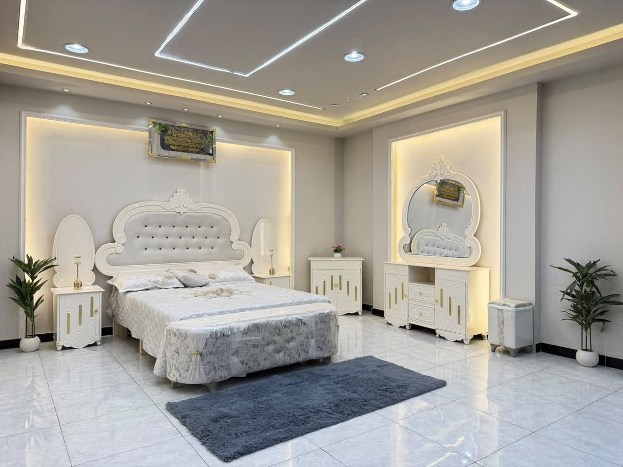 رجعت توفرت من جديدددددد
٩٧٥ الف 
للحجز والاستفسار التواصل عبر الخاص او الواتساب 
***********

