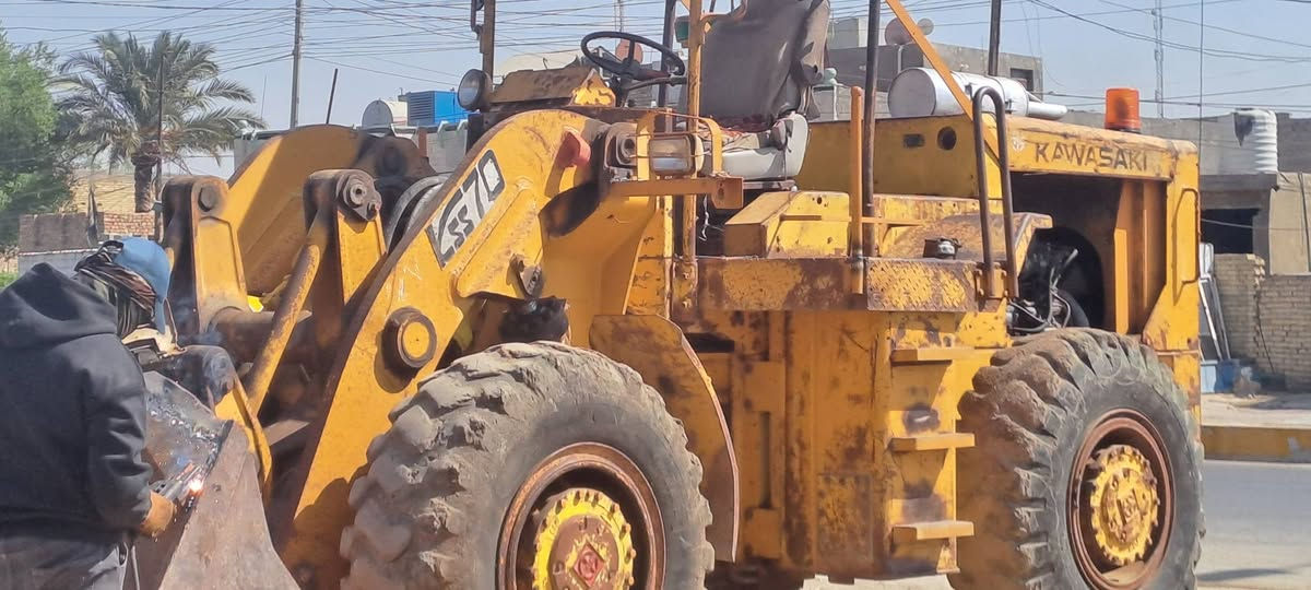 شفل البيع موديل ٧٩ بلادي محرك بي بريك شغال رقم بابل شرط تحويل المكان بغداد ***********
