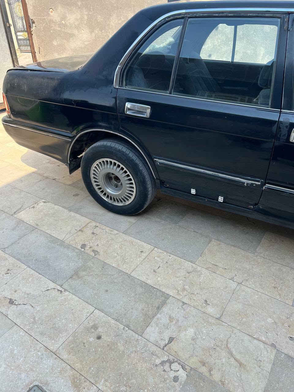 السلام عليكم
كراون ارنب 1994  مكفولة من صبغ عام وكص ونقل جثة

محرك وكير 3000 كفالة اي خلل ما بيهن

رقم بصرة الدولي سنوية لحد 2029 بأسمي السيارة تحويل للشراي بأي وقت يعجبه.

تبريد شغال ثلج تخم تاير جديد .

السعر 64 ورقة وبيها مجال للشراي 

للاستفسار واتساب او اتصال :

***********

***********
بصرة قضاء المدينة
