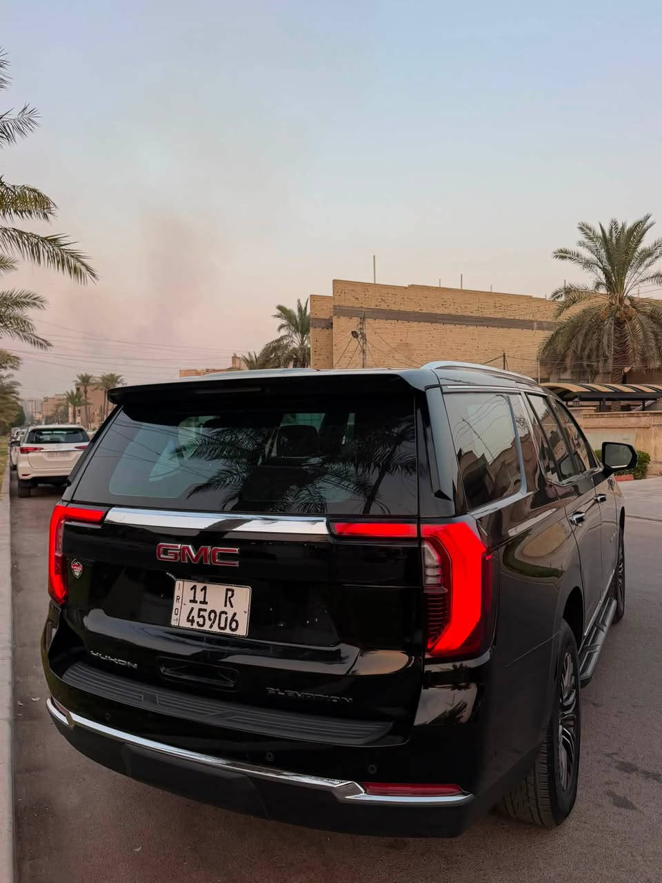السلام عليكم للبيع GMC الفيشن
موديل 2025 
فوول مواصفات 
بنورامااااا 
كفاله عامه من كلشي مغلفه PPF 
ومسويلها عازل للجام وارضيات تفصال 
ماشيه 15 الف 
السياره جاهزه من كلشي وما بيها اي ملاحضه 
رقم بغداد 
السعر 668 💵💵 وبيها مجال كلش بسيط 
للاستفسار ***********
