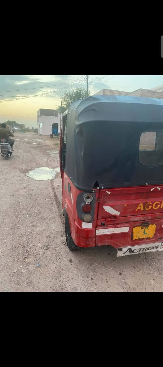 بياجو • موديل ١٨ • أوراق أصلية