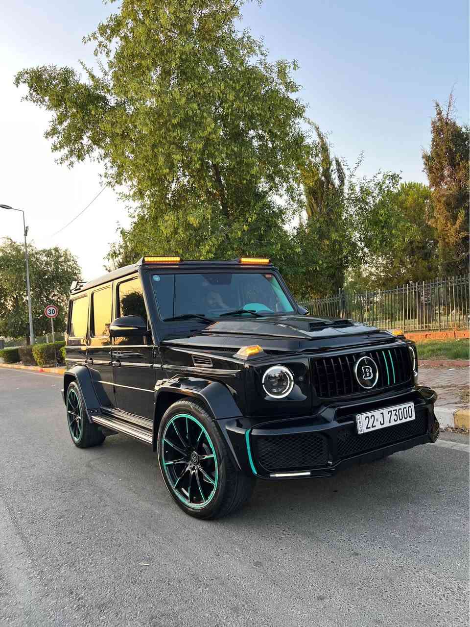 سلام عليكم 
G Class 63 2013
فول مواصفات ١/١ 
كامل محدث شكل جديد برابوس 
سيارة جديد بدون حادث 
كامل ppf 
سيارة بدون مصرف 
سعر ٣٨٥ ورقة مجال بسيط 
مكان اربيل 
واتساب *********** أربيل, العراق

