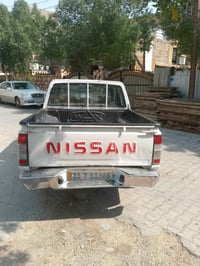 نيسان بيكم • موديل ٢٠٠٩ • بغداد الجديدة