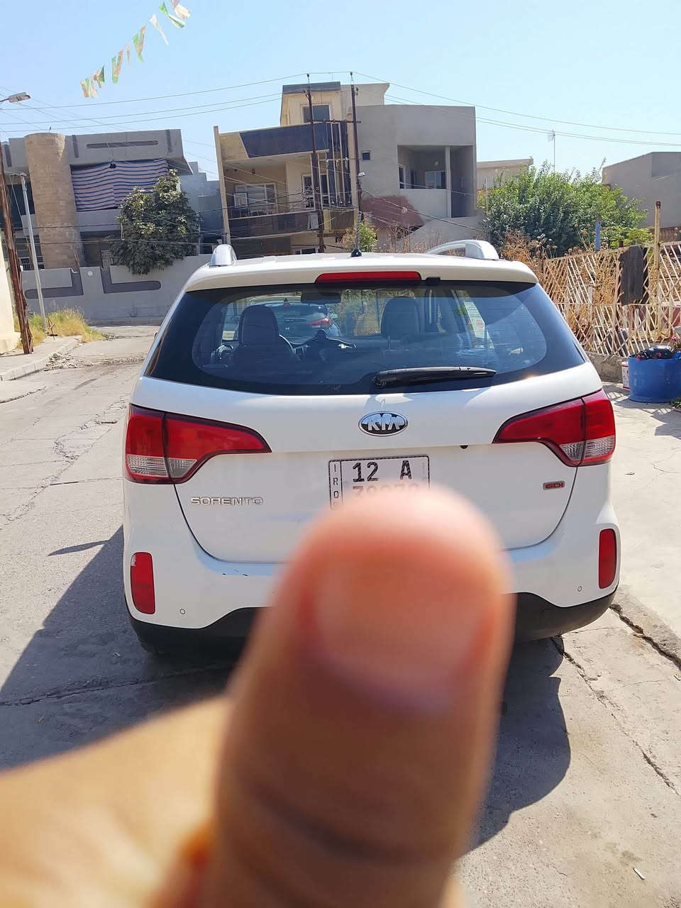 سورينتو موديل ٢٠١٣ فصال ال٢٠١٤. كلين ما بيها صبغ فول موصفات عدا الفتحه. بسمي اني الشرعي  ماشيه ١٥٨ الف كير محرك شرط محركها gdi   بانزين عادي  للتواصل ***********. سعرها ١٤٥ وبيها مجال ان شاءالله موصل, نينوى
