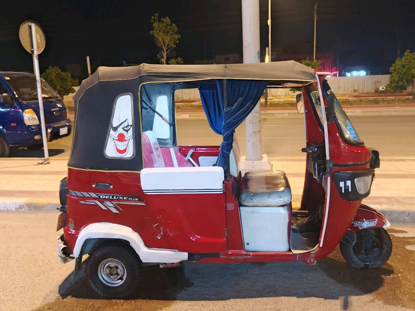 السلام تكتك للبيع سعر مناسب 7 وبيه مجال الاتصال ***********