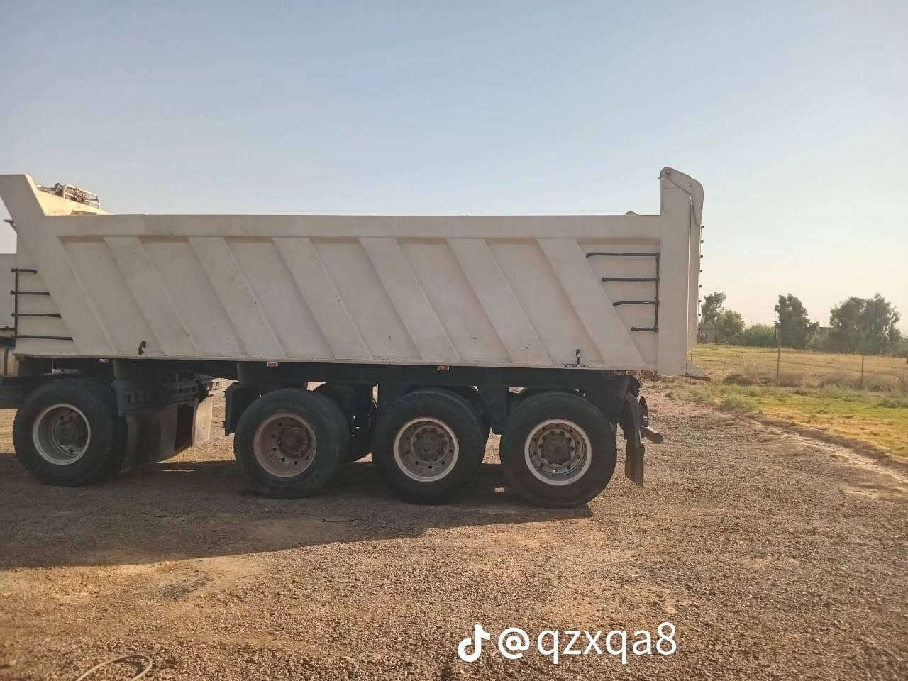 سلام عليكم البيع مقطورة مكفولة كفالة عامة حدادية جديدة خفيفه مال كبان***********
