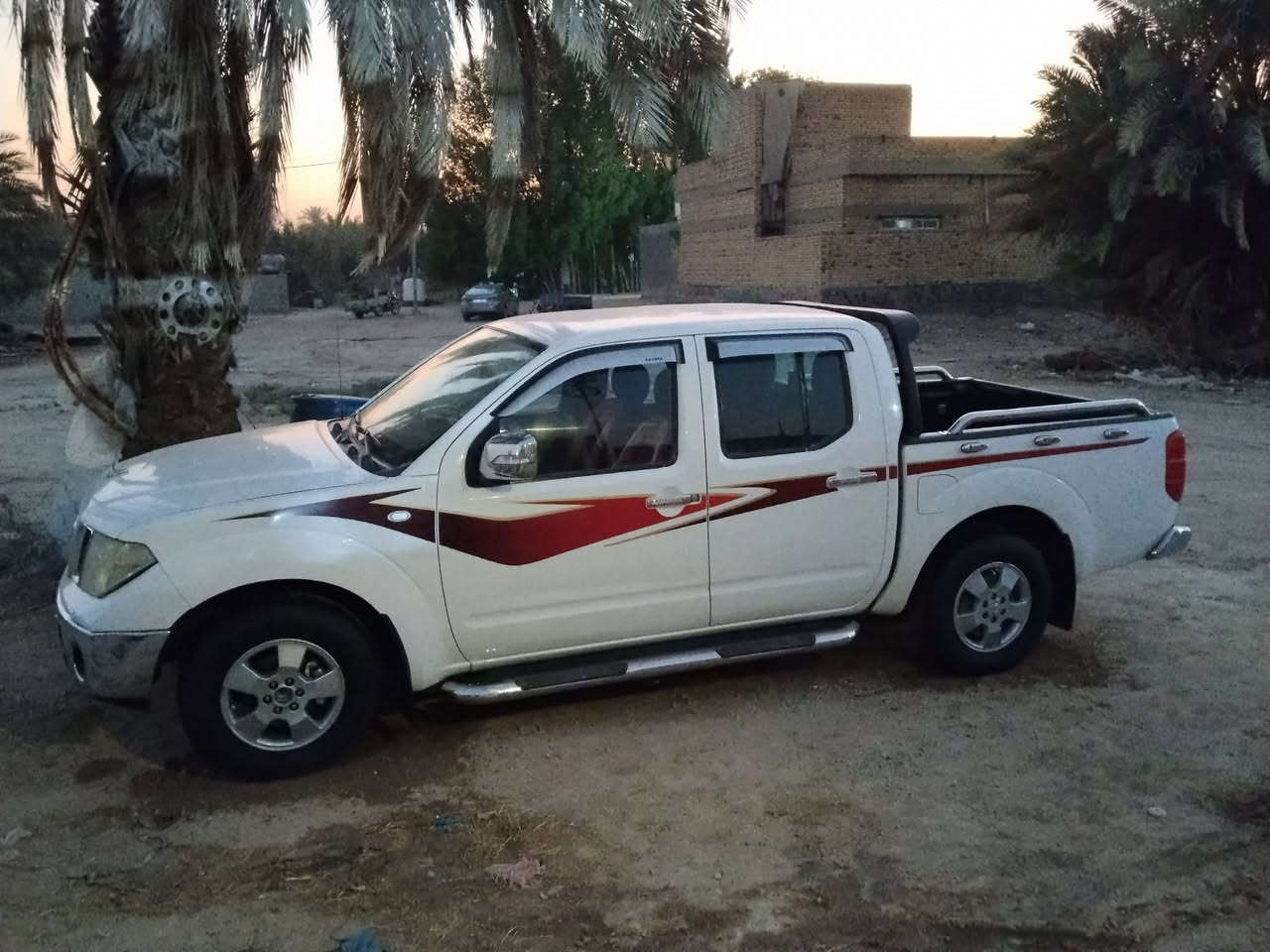 سلام عليكم نيفارة موديل 2008 كير ومكينه ففتي تخم تاير حداديه جديدة كهربائيات شغاله بسمي رقم بابل جاهزة من الدعاميه لدعاميه ربع
 ماذب عليه السعر 92 وبيه مجال حك الجيه مكان بابل 
***********
