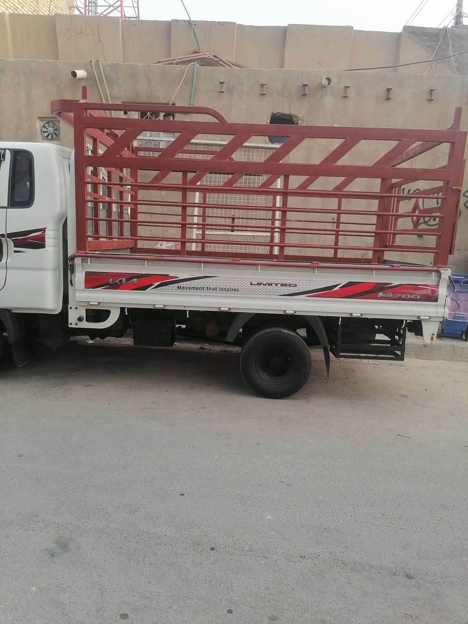 السلام عليكم كيا موديل  2018 كفاله من ضربه وتبديل شاصي كفاله مكينه وكير 2700 حداديه خلفي امامي جديده كهرباىيه فول شغال تخم تاير تحويل موباشر سنوي غايه 2030 السعر 118 العنوان نجف *********** فقط بيها نص باب صبغ

