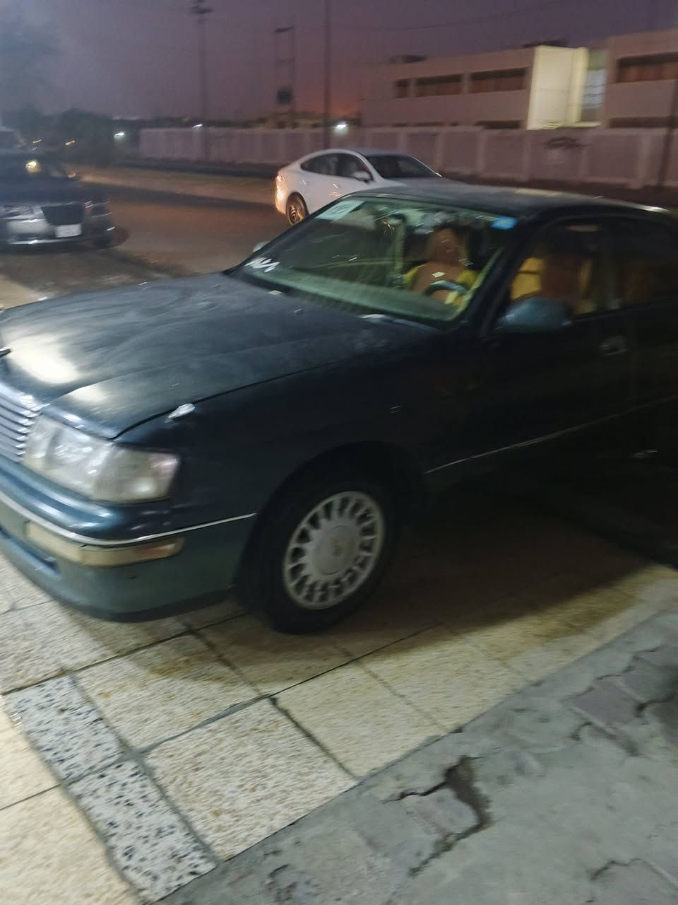 سياره بطه للبيع موديل ٩٢باسمي رقم كركوك مكينه كير خير من الله السعر 42وبيه مجال الشراي يخابر *********** مكاني كركوك
