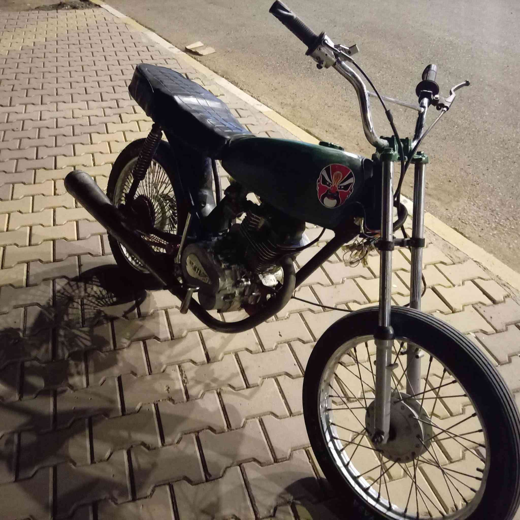 ماطور • وراق • رياضي