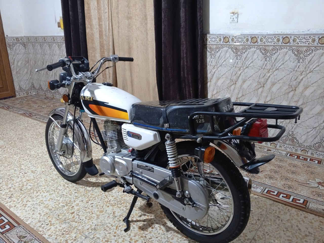 يا الله سلام عليكم دراجة أربعة كير نامه امتياز 3احرف موديل 27 
اوراق اسكنر مكفولة كفاله عامه مكاني كربلاء المقدسة الاسكان العسكري قرب الحزام الاخضر السعر 750وبيه مجال لاالطيبين ***********
***********
