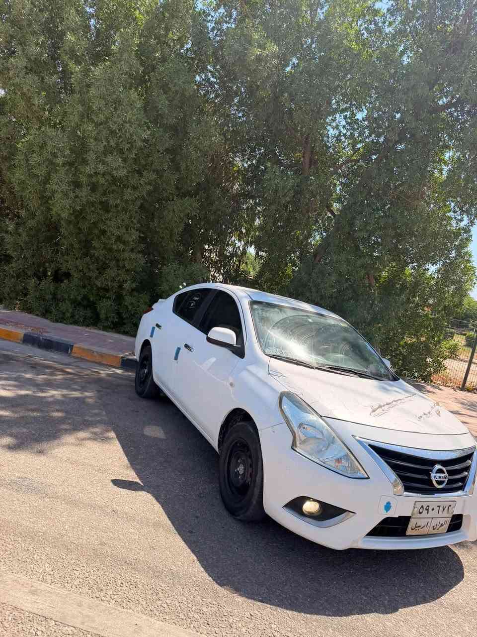 سلام عليكم
للبيع نيسان صني هندي مديل 2020 
مكفوله من الصبغ بيها بارد قليل في قبق الجنطة  اثر خطة خفية 
كير ومكينه وتبريد وحداديه 
مكفولات 
مكانها نجف  حي السلام 
ب92وبيها مجال  
للتواصل.***********
