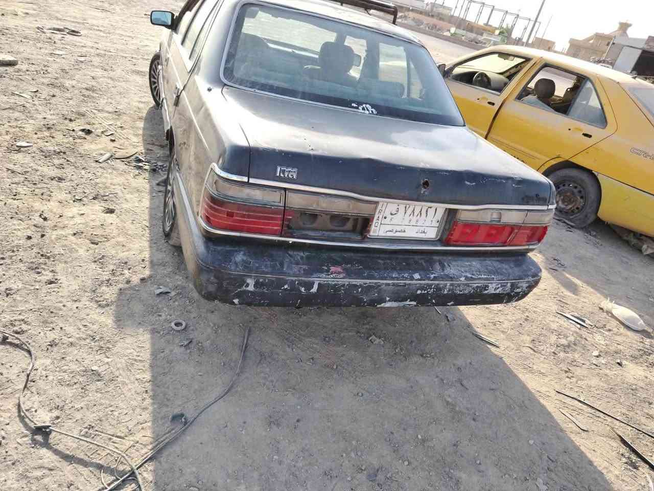 بوتيشا للبيع سعرهه 8 ورقات
