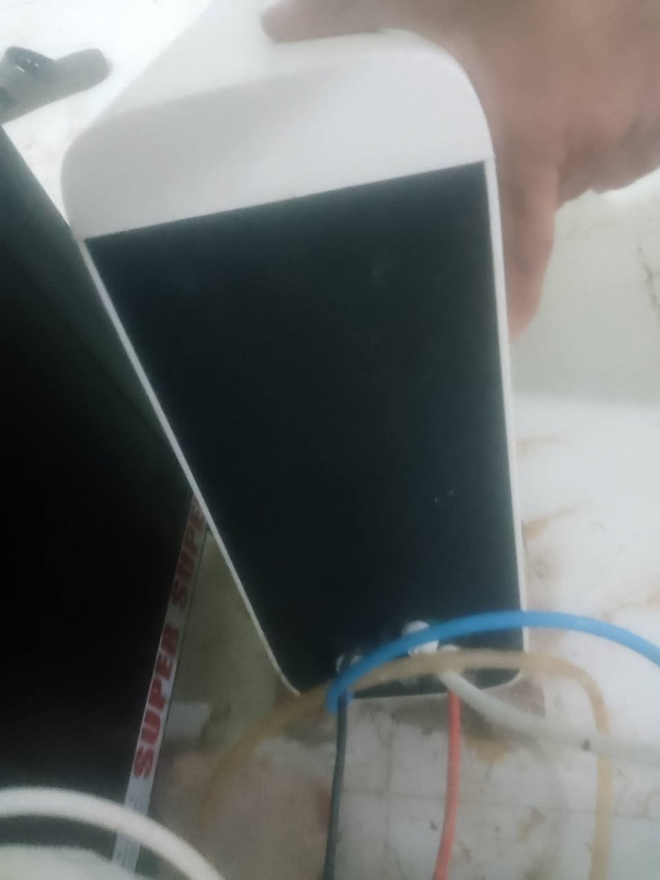 جهاز تصفيه مي
جديد مستعمل شي قلبل
للبيع
سعر625
وبيه مجال 
تواصل عله هاذ الرقم 
***********
