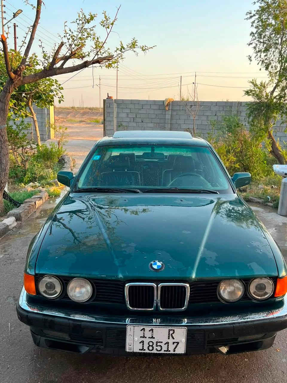 السلام عليكم بيئم حجم 735
مديل 91
السيارة كفاله ونضيفه مكينة گير كهربائيات تبريد طخم تاير كله جديد ومرتب 
مابيها اي نقص
*********** 
عنوان البصرة القبله راعيها بغداد تحويل مباشر
