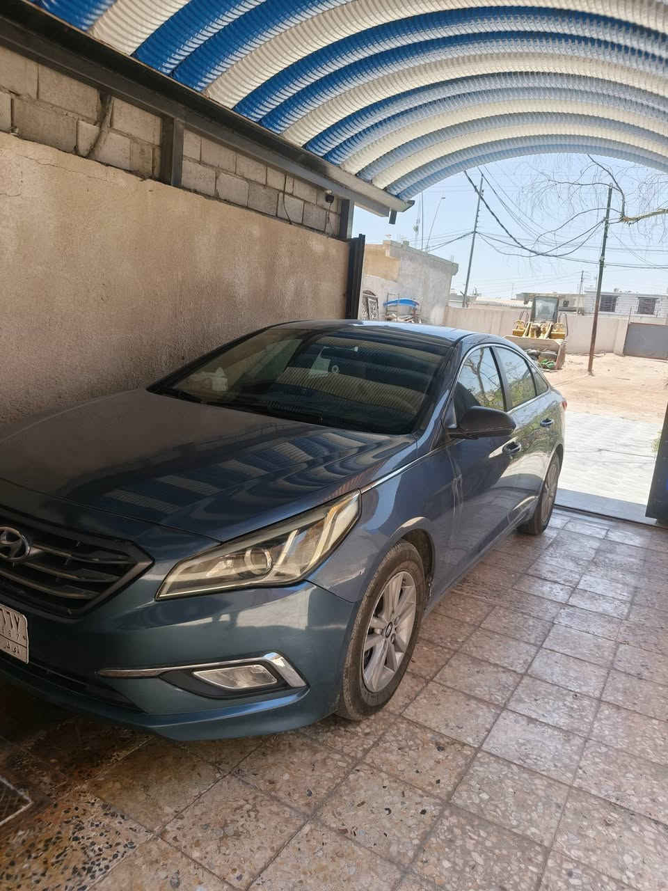 سوناتا مديل ١٥ للبيع وارد أمريكي ضربه بل بنيد خفيفه وضربه بل باب مثل مموضح عدكم صور الحادث عندي سونار موجود مكينتهه 2400 GDI سعر 100 بيهه مجال بسيط الاستفسار على رقم ***********

